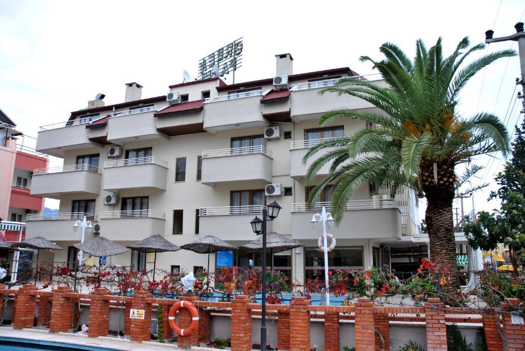 מרמריס Hotel Green Palm מראה חיצוני תמונה