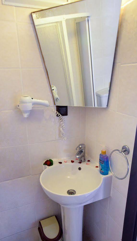 מרמריס Hotel Green Palm מראה חיצוני תמונה
